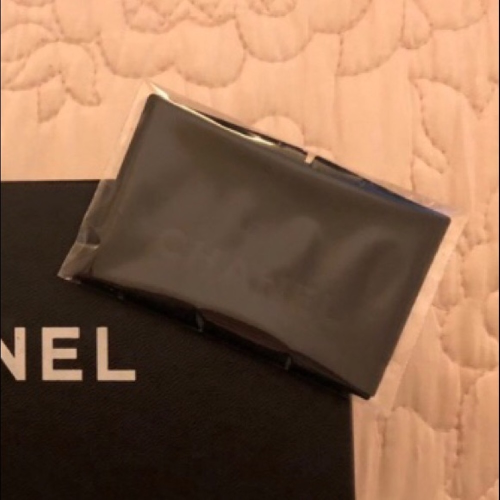 Channel sunglasses cloth- never used, original